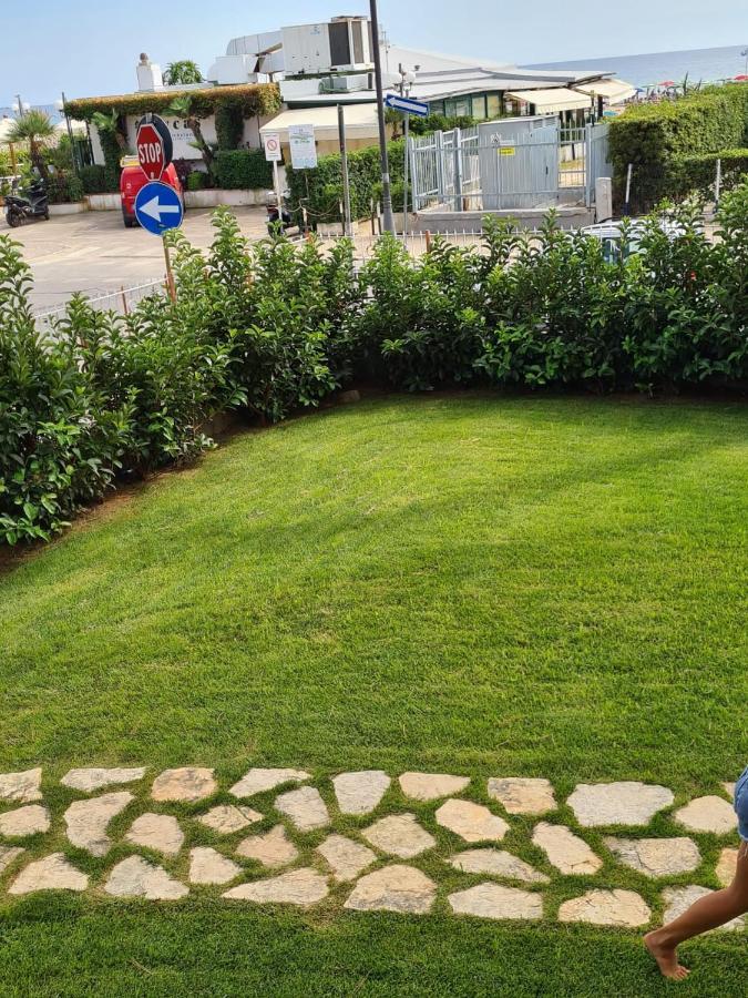 가에타 La Pioggia Nel Pineto 아파트 외부 사진